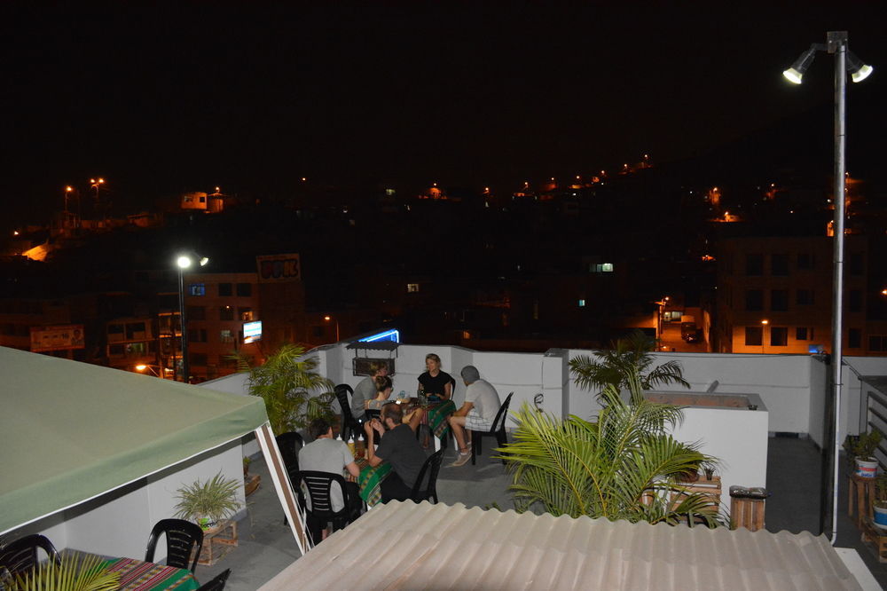Tupac Lima Airport Hostel Exterior photo