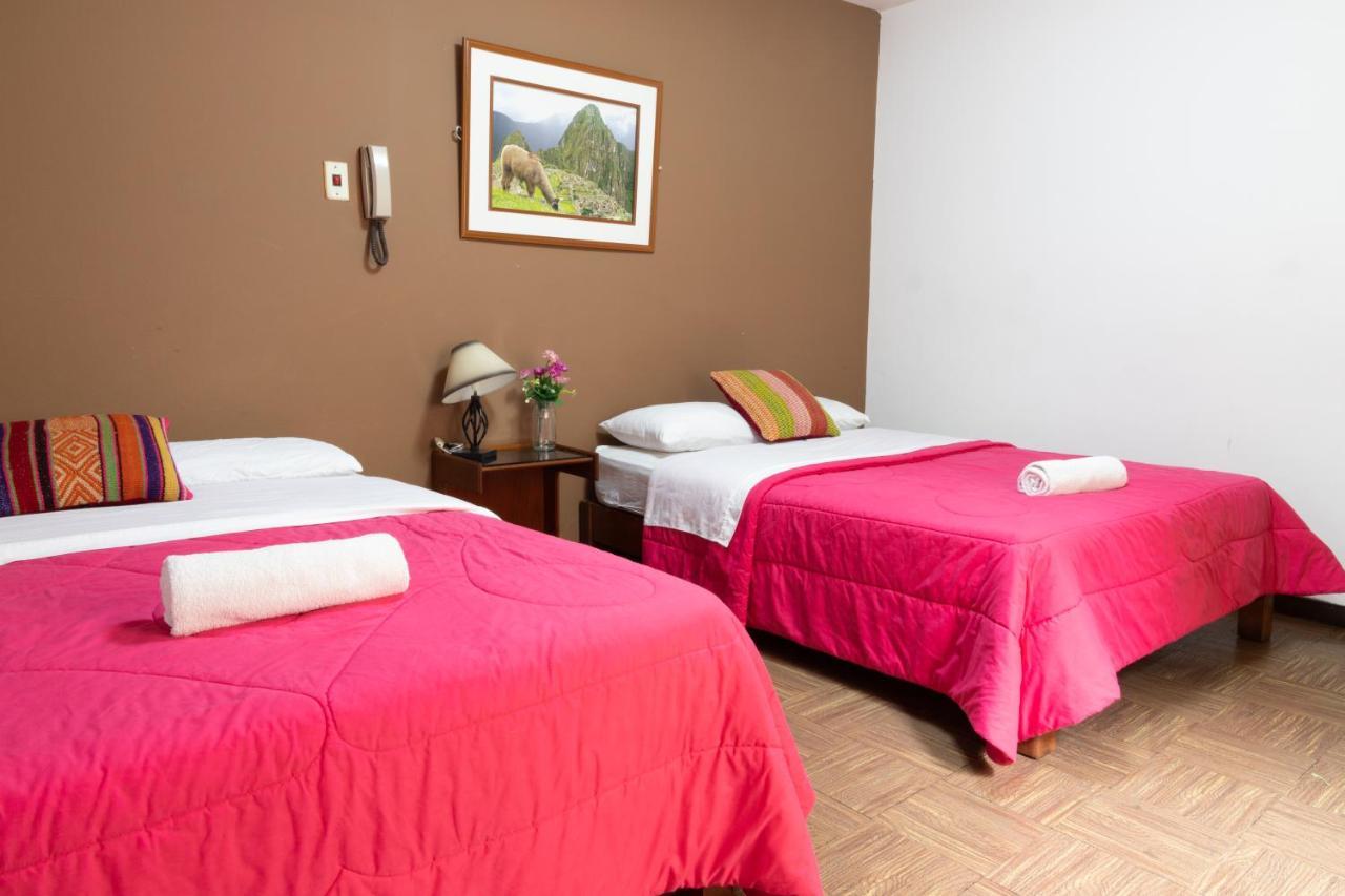 Tupac Lima Airport Hostel Exterior photo